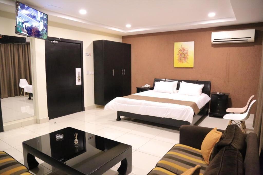 Lavida Bed & Breakfast Abidjan Exterior photo