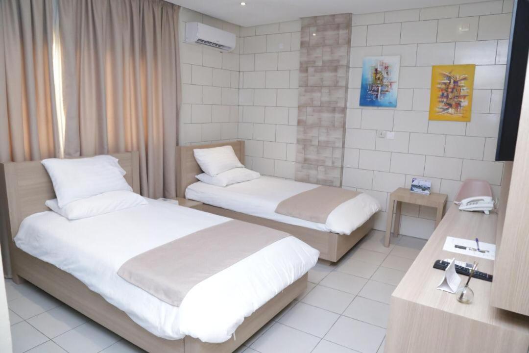 Lavida Bed & Breakfast Abidjan Exterior photo